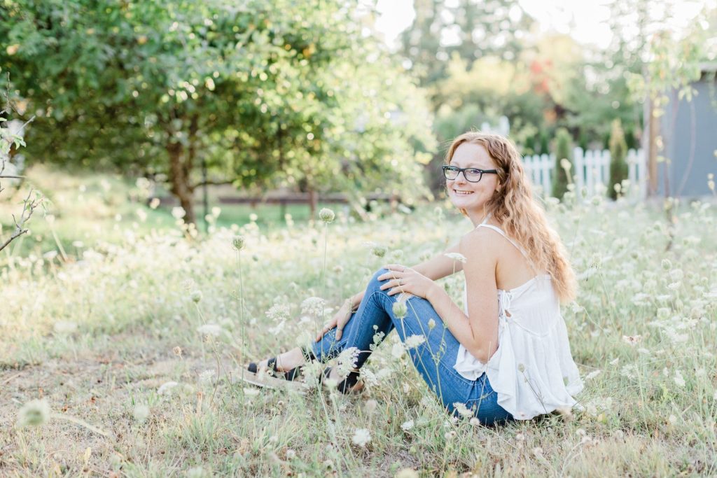 printing your photos - senior session in field